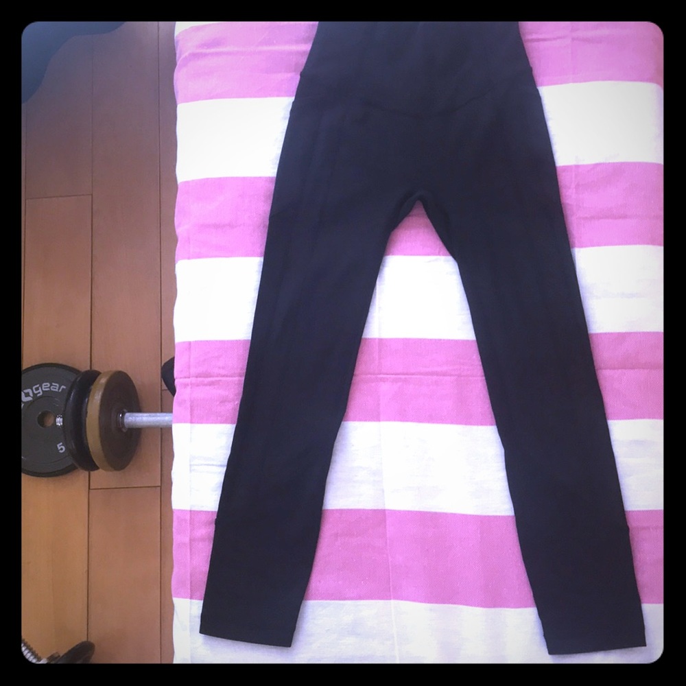 LULU LEMON ALL THE RIGHT PLACES Crop II legging